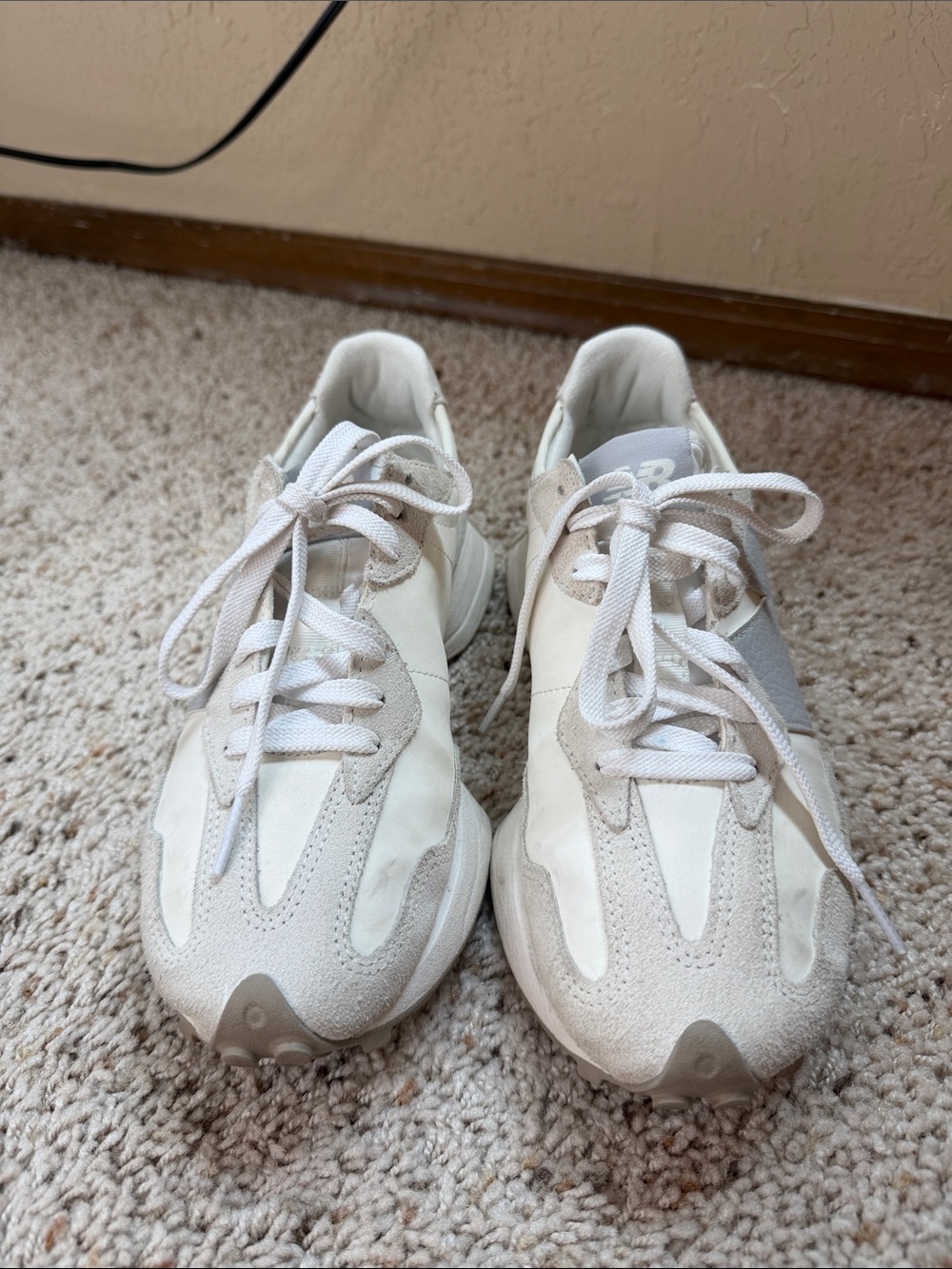 327 New Balance View 2